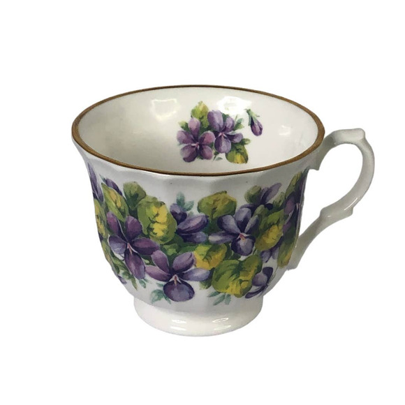 Crown Trent Teacup and Saucer - Picture 4 of 12